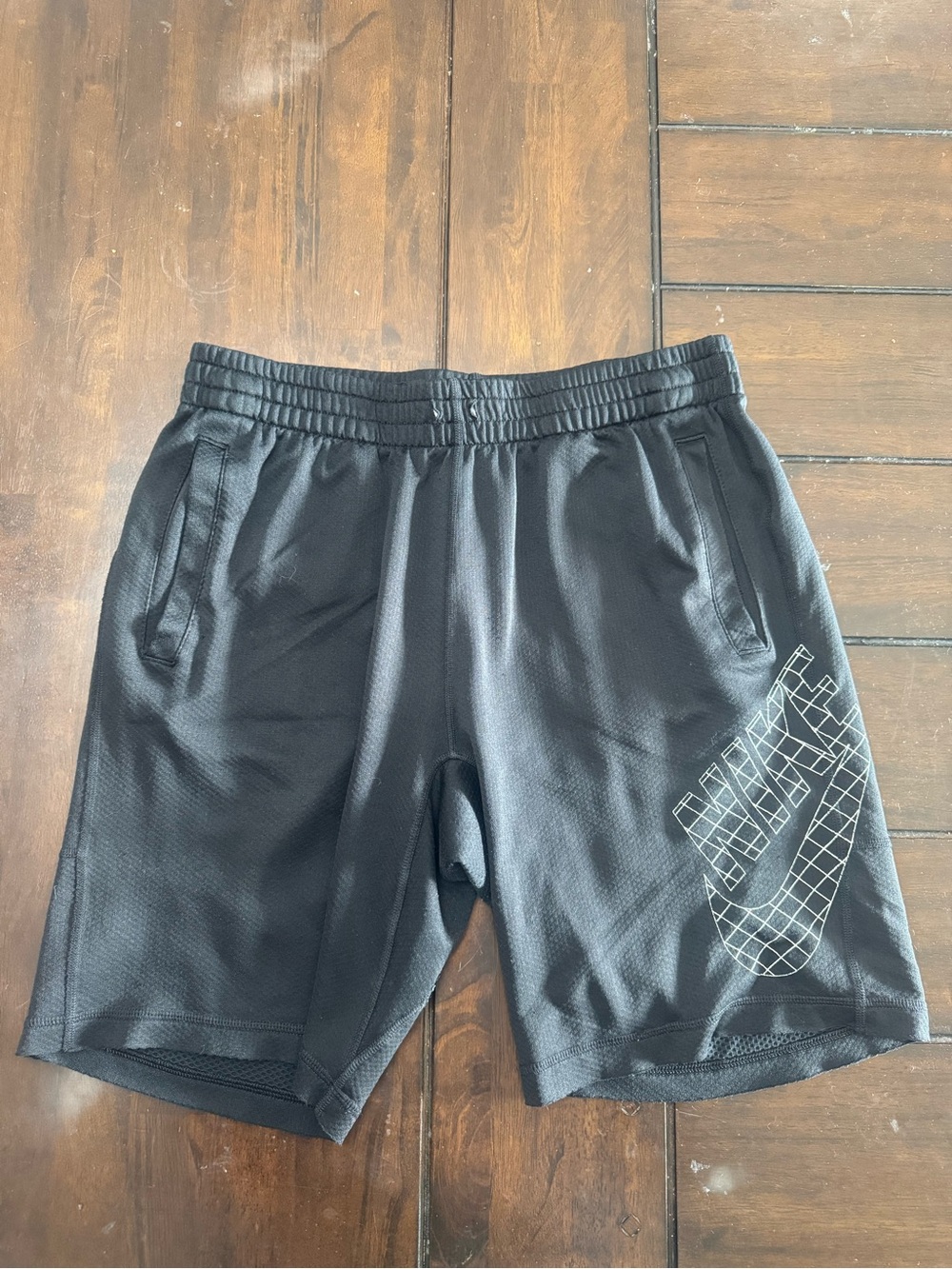 Nike Men’s Black Dri-FIT Athletic Shorts size Medium